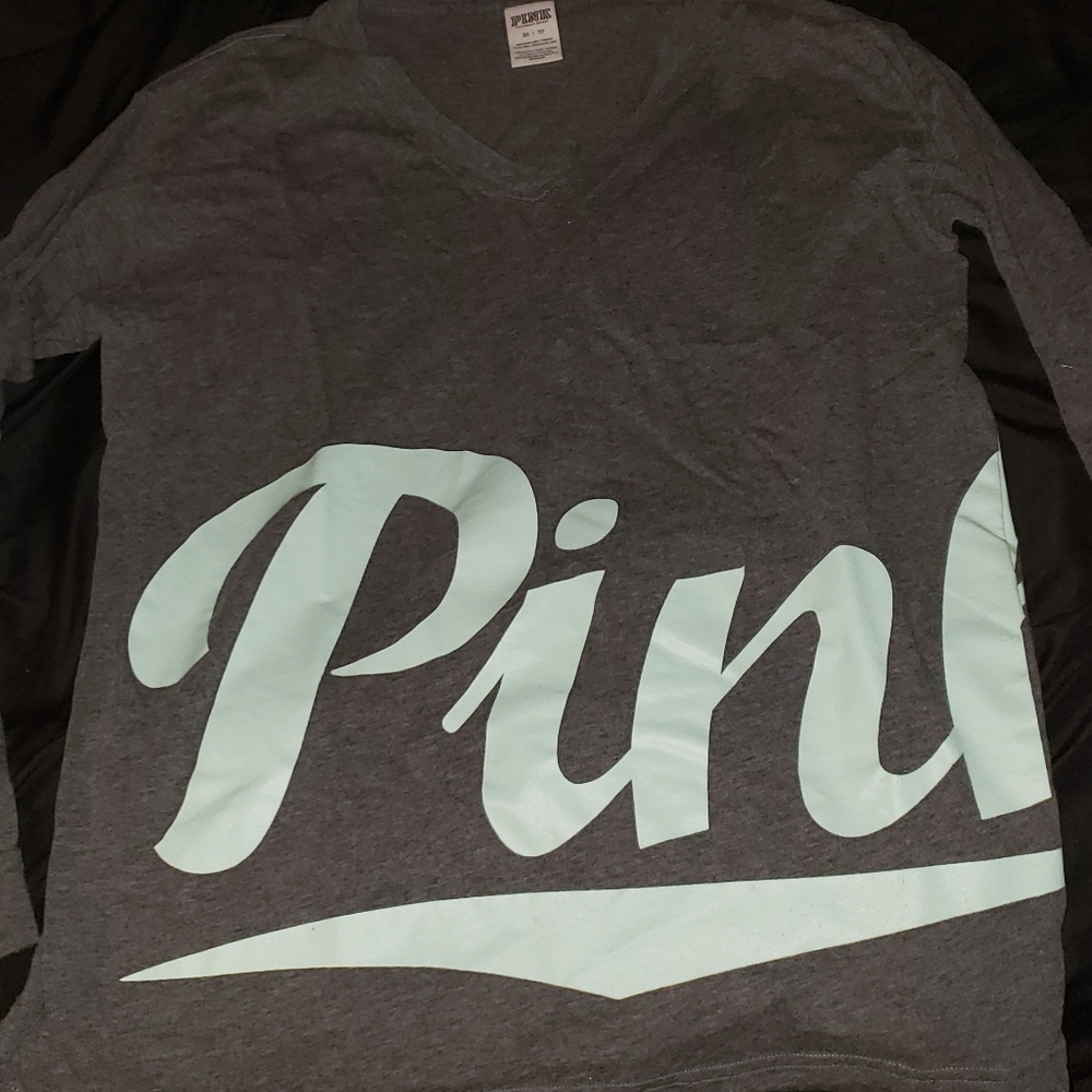 Long sleeve PINK vneck xs